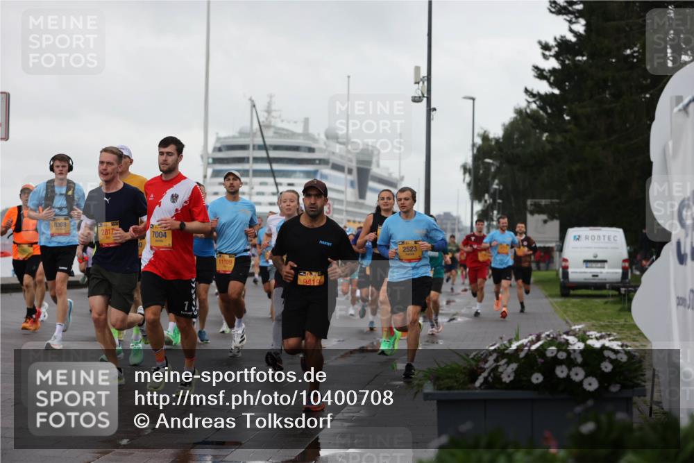 13.09.2026 - Kiel Lauf Andreas Tolksdorf http://msf.ph/oto/10400708 13.09.2026 10:58:29 Kiellinie 8308, 2817, 7004, 7, 1795, 11109, 9419, 2523 meine-sportfotos.de