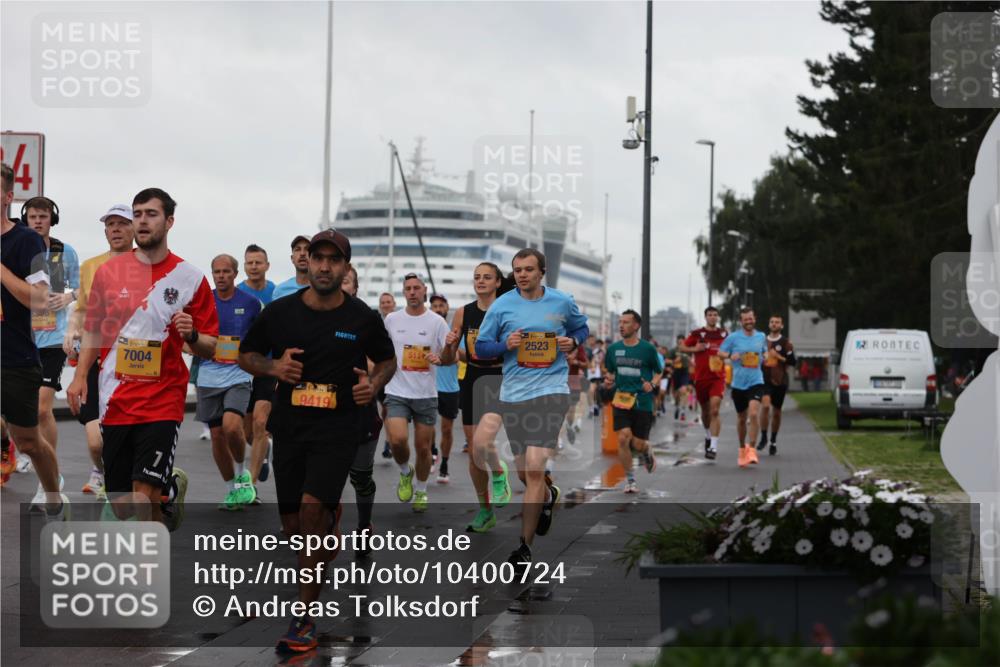 13.09.2026 - Kiel Lauf Andreas Tolksdorf http://msf.ph/oto/10400724 13.09.2026 10:58:30 Kiellinie 38, 7004, 9419, 78, 2523, 511 meine-sportfotos.de