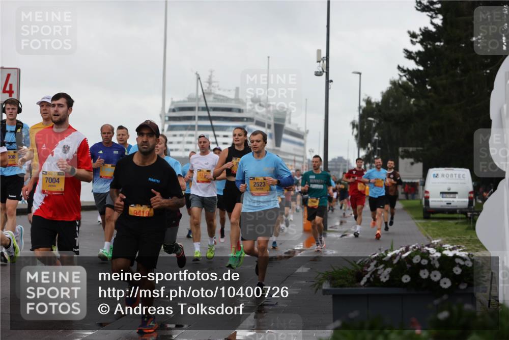 13.09.2026 - Kiel Lauf Andreas Tolksdorf http://msf.ph/oto/10400726 13.09.2026 10:58:30 Kiellinie 4, 308, 35, 39, 7004, 2523, 9419 meine-sportfotos.de