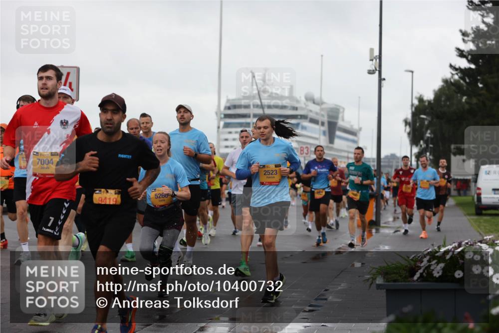 13.09.2026 - Kiel Lauf Andreas Tolksdorf http://msf.ph/oto/10400732 13.09.2026 10:58:31 Kiellinie 83, 1, 38, 7004, 7, 9419, 5260, 39, 2523, 3 meine-sportfotos.de