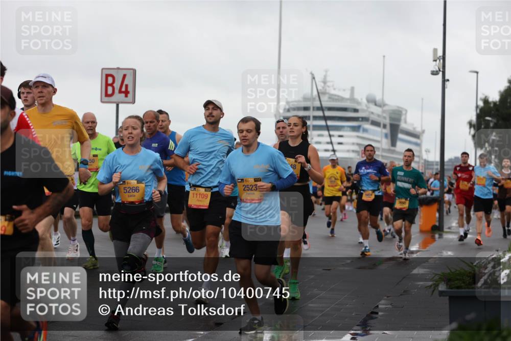 13.09.2026 - Kiel Lauf Andreas Tolksdorf http://msf.ph/oto/10400745 13.09.2026 10:58:31 Kiellinie 4, 50, 4, 39, 38, 48, 381, 5266, 11109, 2523, 8434, 3650 meine-sportfotos.de