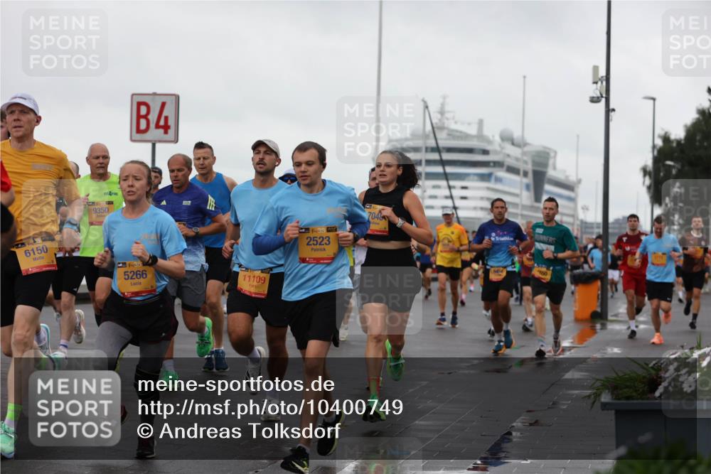 13.09.2026 - Kiel Lauf Andreas Tolksdorf http://msf.ph/oto/10400749 13.09.2026 10:58:31 Kiellinie 13, 4, 9350, 4, 6150, 38, 5266, 11109, 2523, 704, 8454, 650 meine-sportfotos.de