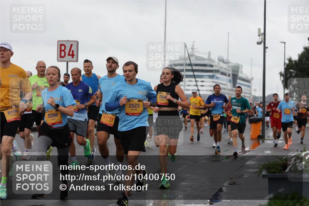 13.09.2026 - Kiel Lauf Andreas Tolksdorf http://msf.ph/oto/10400750 13.09.2026 10:58:31 Kiellinie 935, 4, 4, 6150, 39, 5266, 11109, 39, 2523, 38, 7046, 650 meine-sportfotos.de