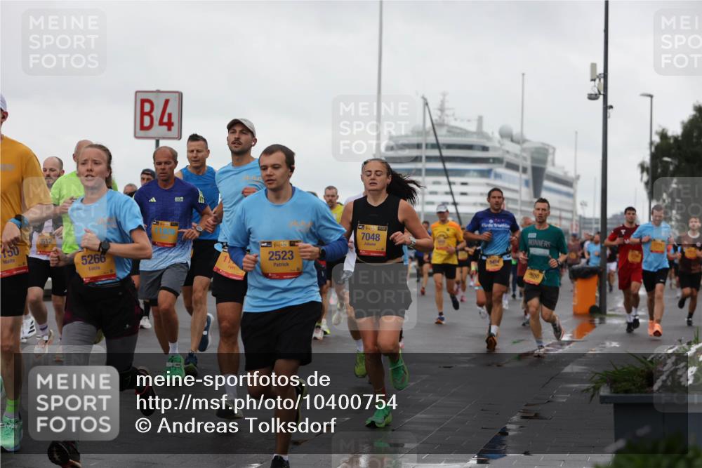 13.09.2026 - Kiel Lauf Andreas Tolksdorf http://msf.ph/oto/10400754 13.09.2026 10:58:31 Kiellinie 150, 512, 5266, 4, 1, 2523, 7048, 8454, 3650 meine-sportfotos.de