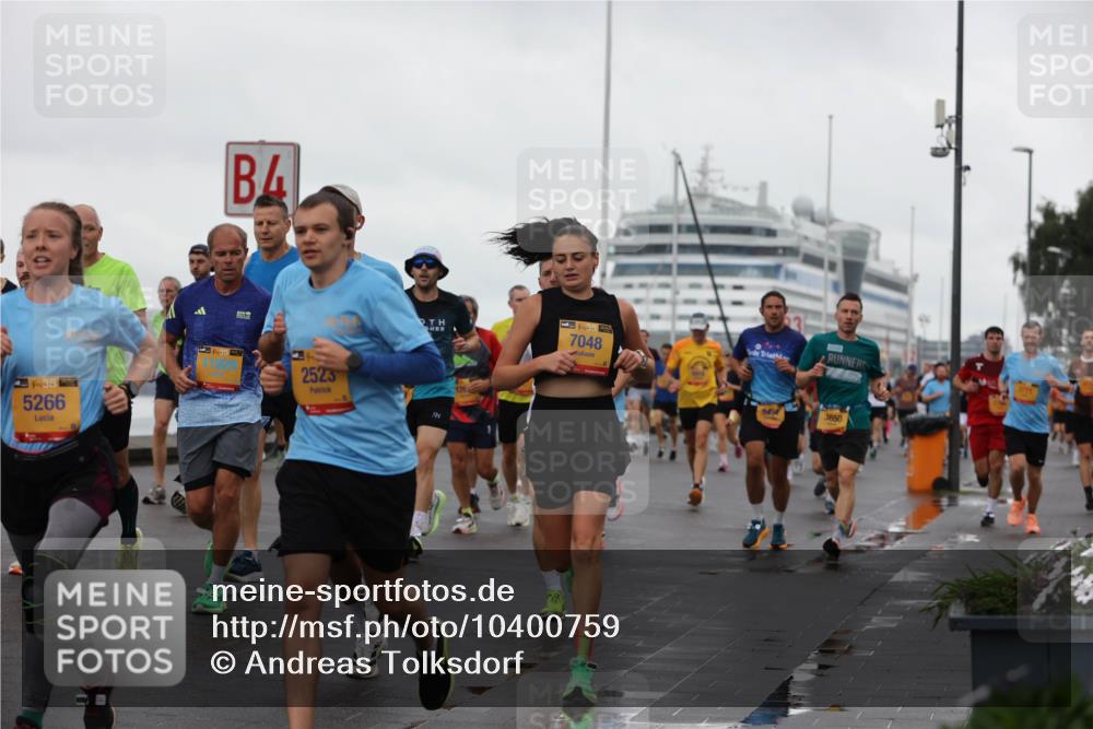 13.09.2026 - Kiel Lauf Andreas Tolksdorf http://msf.ph/oto/10400759 13.09.2026 10:58:32 Kiellinie 38, 5266, 2523, 7048, 8494, 3650 meine-sportfotos.de