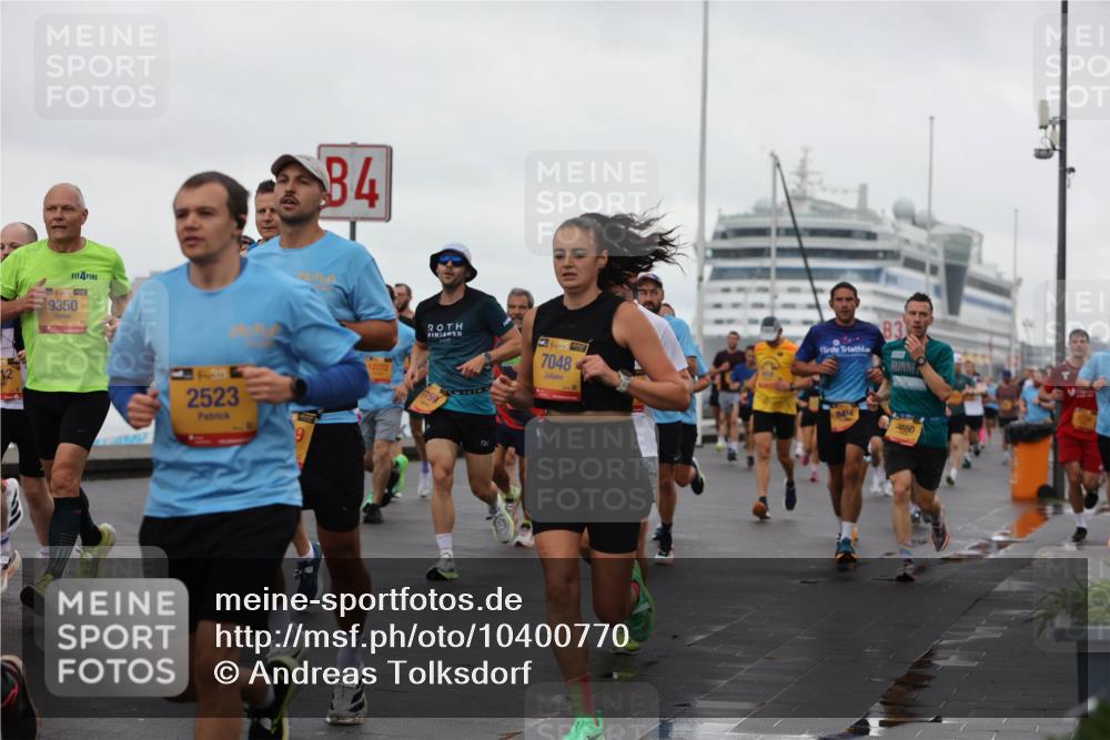 13.09.2026 - Kiel Lauf Andreas Tolksdorf http://msf.ph/oto/10400770 13.09.2026 10:58:32 Kiellinie 84, 39, 4, 9350, 2523, 3703, 12272, 1759, 394, 7048, 83, 8454, 3650 meine-sportfotos.de