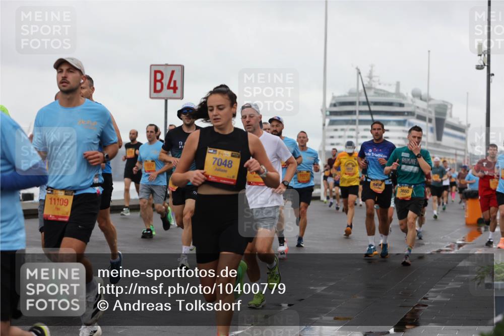 13.09.2026 - Kiel Lauf Andreas Tolksdorf http://msf.ph/oto/10400779 13.09.2026 10:58:32 Kiellinie 11109, 4, 12272, 1, 1, 35, 7048, 1077, 8454, 3650 meine-sportfotos.de