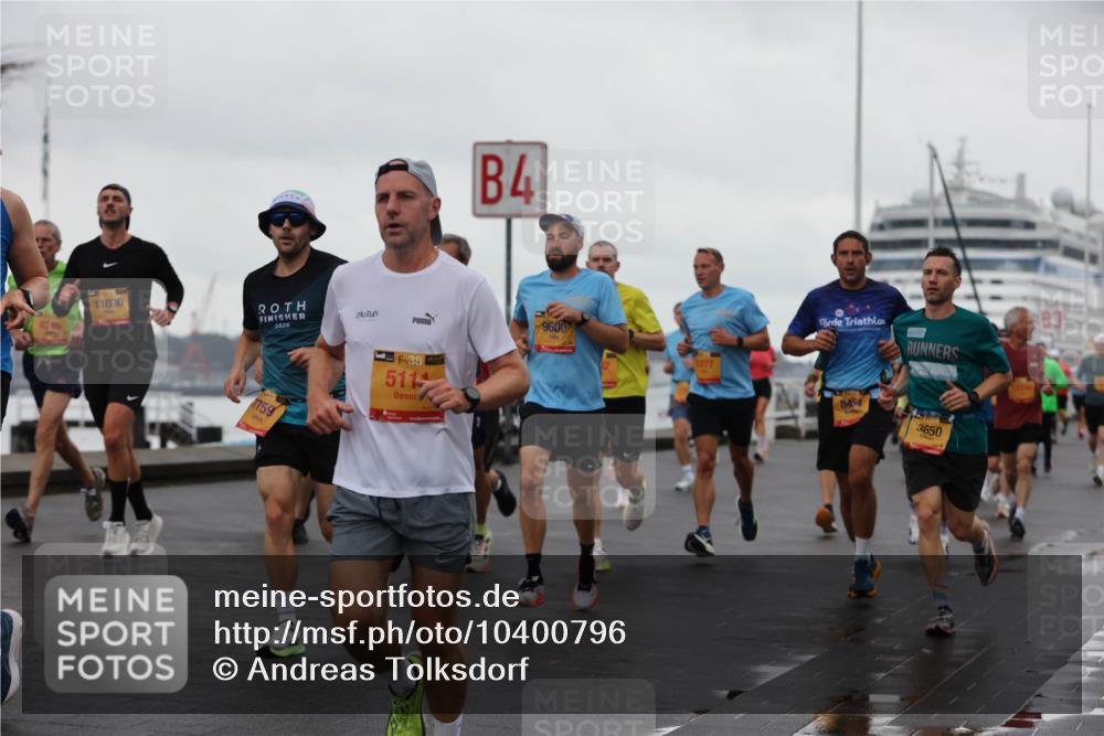 13.09.2026 - Kiel Lauf Andreas Tolksdorf http://msf.ph/oto/10400796 13.09.2026 10:58:33 Kiellinie 8210, 11030, 2026, 1759, 4, 9600, 38, 511, 1077, 83, 8454, 3650 meine-sportfotos.de