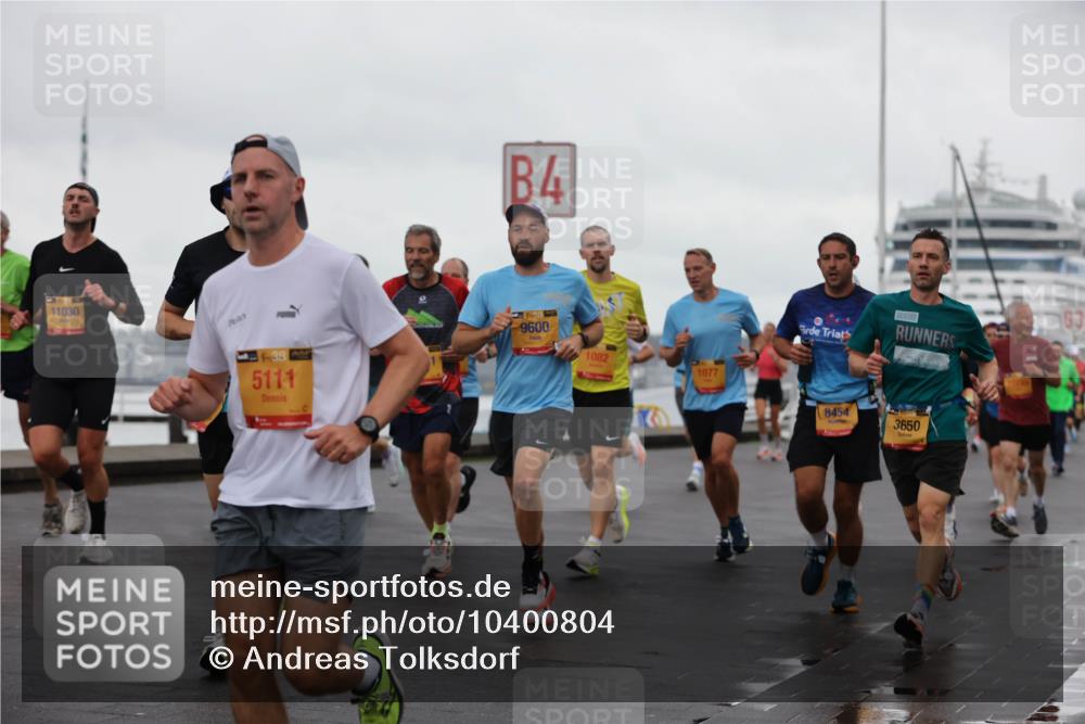 13.09.2026 - Kiel Lauf Andreas Tolksdorf http://msf.ph/oto/10400804 13.09.2026 10:58:34 Kiellinie 11030, 76, 38, 5111, 4, 9600, 1082, 1077, 8454, 83, 3650 meine-sportfotos.de