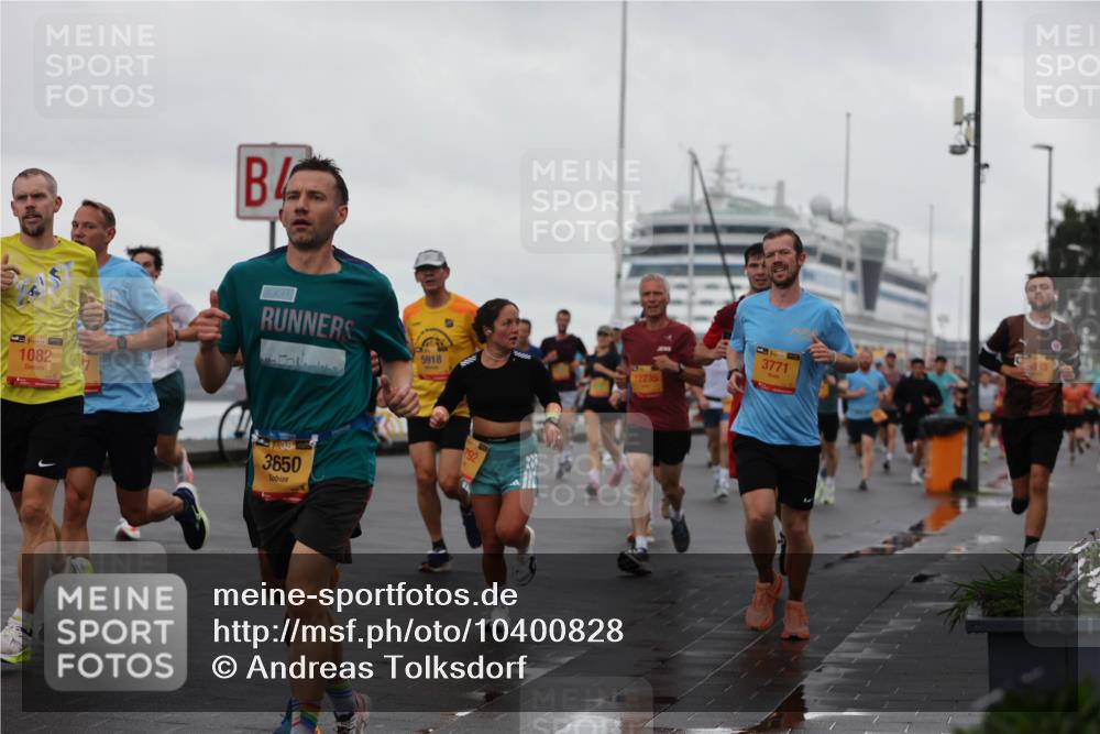 13.09.2026 - Kiel Lauf Andreas Tolksdorf http://msf.ph/oto/10400828 13.09.2026 10:58:35 Kiellinie 38, 1082, 5918, 1, 38, 3650, 792, 12235, 3771, 813 meine-sportfotos.de