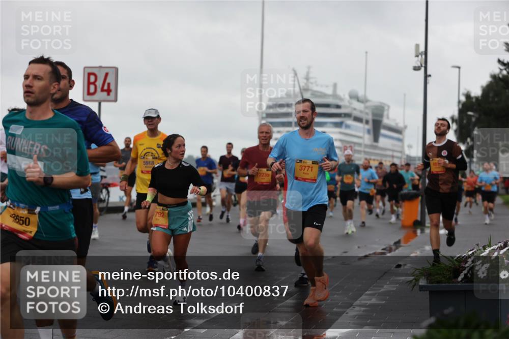 13.09.2026 - Kiel Lauf Andreas Tolksdorf http://msf.ph/oto/10400837 13.09.2026 10:58:35 Kiellinie 4, 5918, 12235, 3771, 2650, 792 meine-sportfotos.de