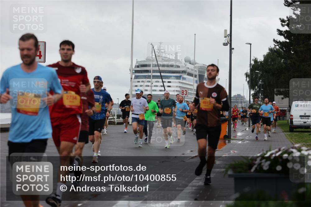 13.09.2026 - Kiel Lauf Andreas Tolksdorf http://msf.ph/oto/10400855 13.09.2026 10:58:37 Kiellinie 3771, 2734, 22, 3, 4813, 100 meine-sportfotos.de