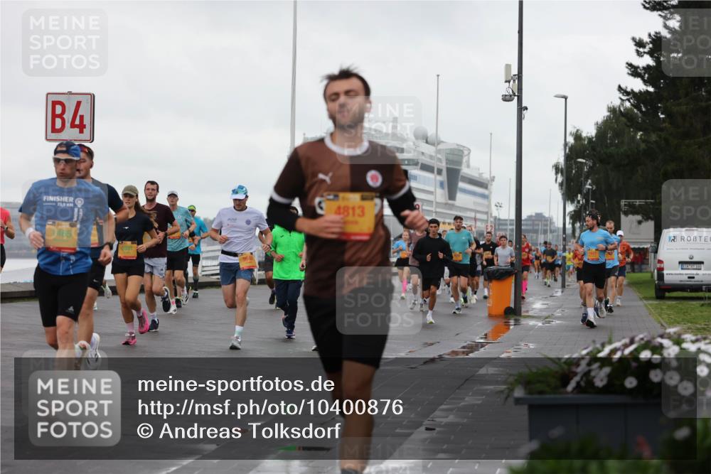 13.09.2026 - Kiel Lauf Andreas Tolksdorf http://msf.ph/oto/10400876 13.09.2026 10:58:38 Kiellinie 4, 73, 9, 1465, 3640, 4813, 100 meine-sportfotos.de