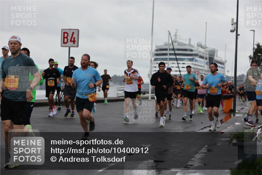 13.09.2026 - Kiel Lauf Andreas Tolksdorf http://msf.ph/oto/10400912 13.09.2026 10:58:42 Kiellinie 1, 39, 2629, 3673, 4, 693, 1145, 3, 7570, 1627 meine-sportfotos.de