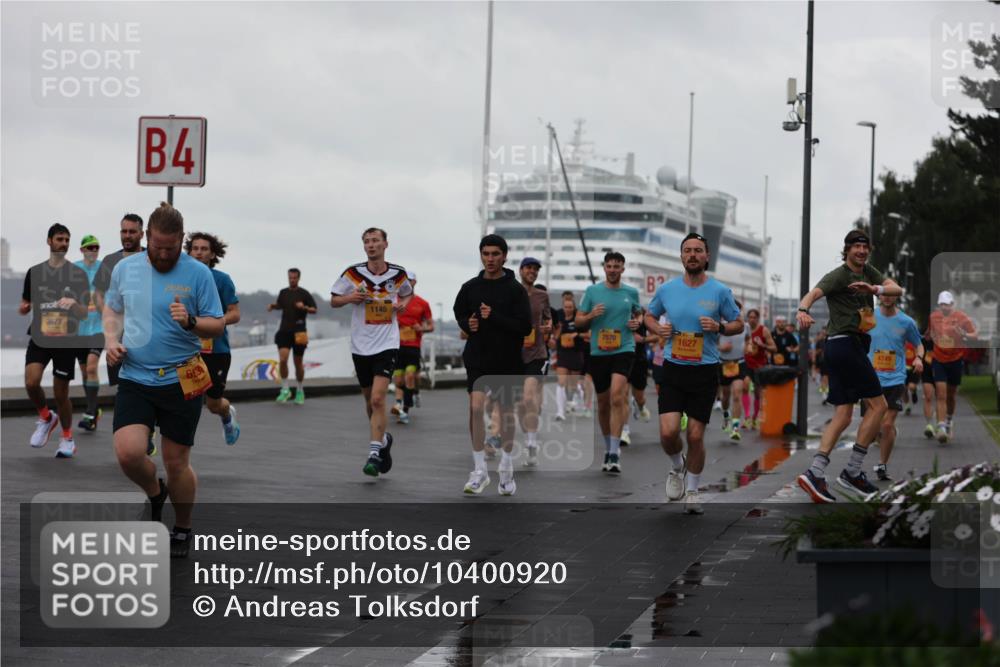 13.09.2026 - Kiel Lauf Andreas Tolksdorf http://msf.ph/oto/10400920 13.09.2026 10:58:42 Kiellinie 4, 1145, 3673, 7570, 1627, 4749 meine-sportfotos.de