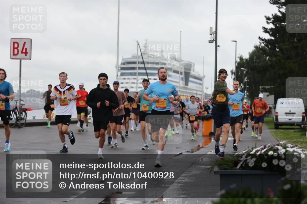 13.09.2026 - Kiel Lauf Andreas Tolksdorf http://msf.ph/oto/10400928 13.09.2026 10:58:42 Kiellinie 4, 35, 1145, 7570, 1627, 4730, 4749 meine-sportfotos.de