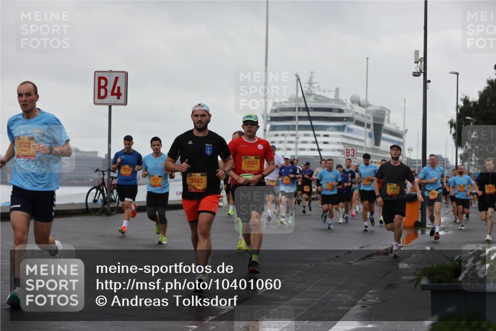13.09.2026 - Kiel Lauf Andreas Tolksdorf http://msf.ph/oto/10401060 13.09.2026 10:58:53 Kiellinie 3502, 4, 10039, 817, 3163, 12422, 3, 11812 meine-sportfotos.de