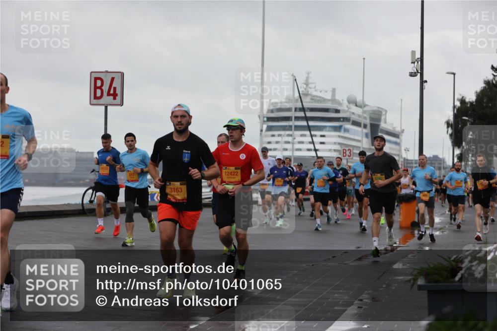 13.09.2026 - Kiel Lauf Andreas Tolksdorf http://msf.ph/oto/10401065 13.09.2026 10:58:53 Kiellinie 4, 10039, 3163, 12422, 3, 4290 meine-sportfotos.de