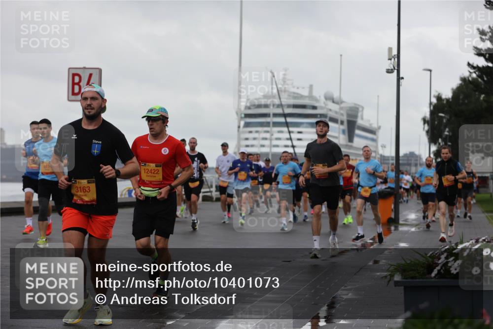 13.09.2026 - Kiel Lauf Andreas Tolksdorf http://msf.ph/oto/10401073 13.09.2026 10:58:54 Kiellinie 817, 39, 3163, 12422, 0 meine-sportfotos.de