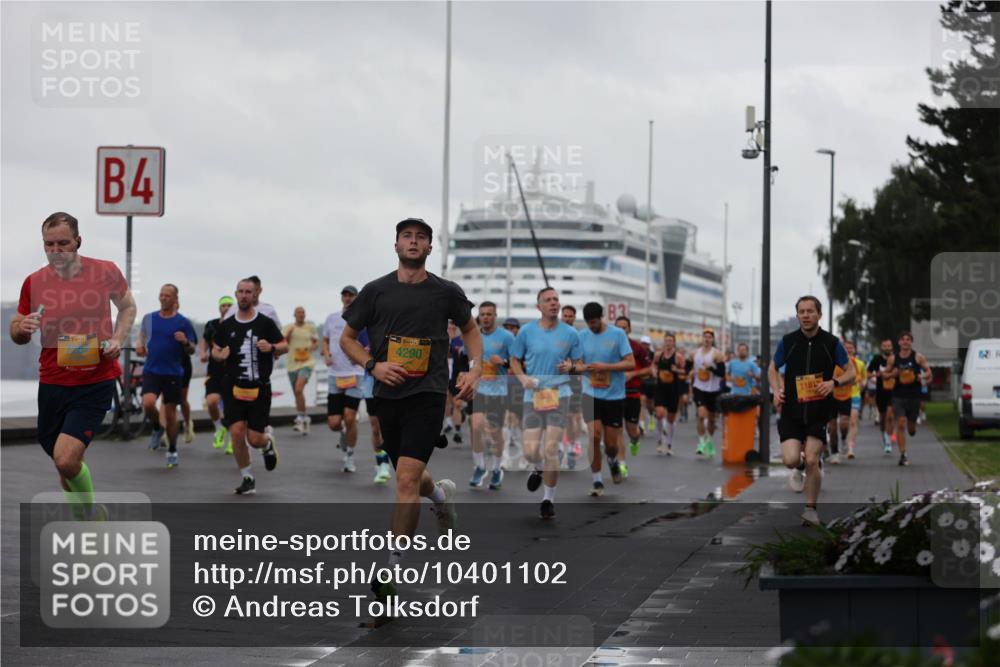 13.09.2026 - Kiel Lauf Andreas Tolksdorf http://msf.ph/oto/10401102 13.09.2026 10:58:55 Kiellinie 4, 39, 39, 4290, 500, 118, 2 meine-sportfotos.de