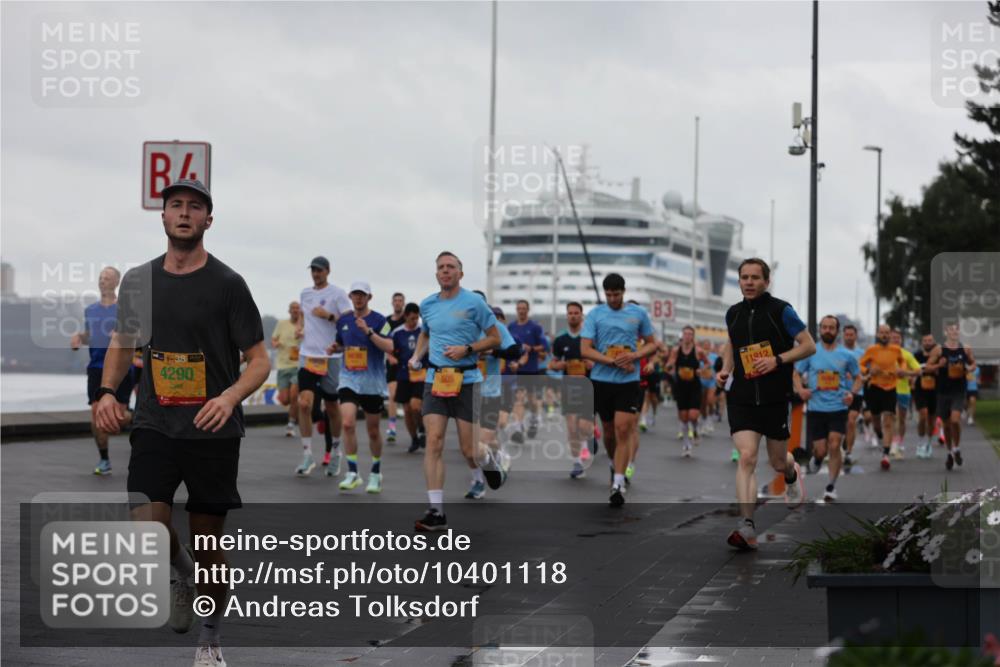 13.09.2026 - Kiel Lauf Andreas Tolksdorf http://msf.ph/oto/10401118 13.09.2026 10:58:56 Kiellinie 4290, 505, 3, 11912 meine-sportfotos.de