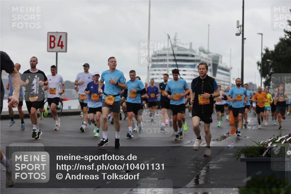 13.09.2026 - Kiel Lauf Andreas Tolksdorf http://msf.ph/oto/10401131 13.09.2026 10:58:57 Kiellinie 4, 6630, 505, 118 meine-sportfotos.de