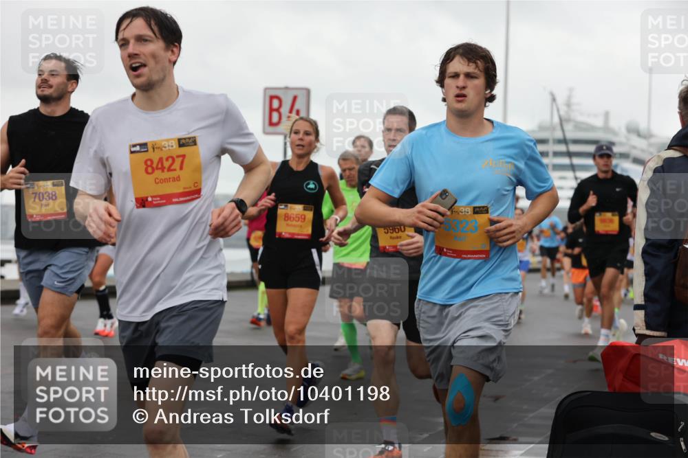 13.09.2026 - Kiel Lauf Andreas Tolksdorf http://msf.ph/oto/10401198 13.09.2026 10:59:17 Kiellinie 7038, 38, 8427, 8659, 5960, 38, 5323 meine-sportfotos.de