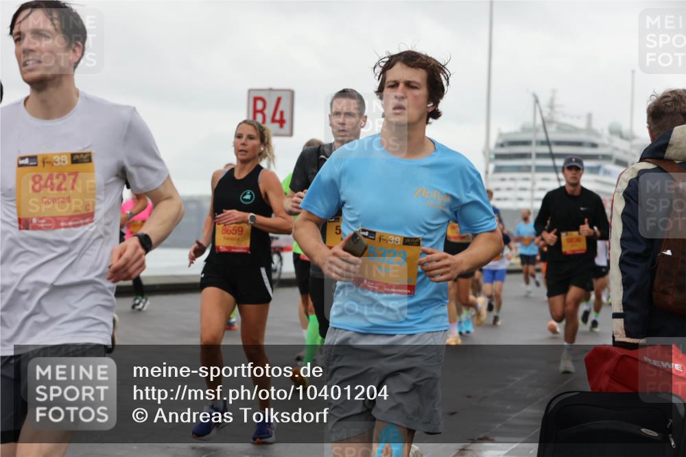 13.09.2026 - Kiel Lauf Andreas Tolksdorf http://msf.ph/oto/10401204 13.09.2026 10:59:17 Kiellinie 4, 38, 8427, 8659, 4, 38, 5323 meine-sportfotos.de