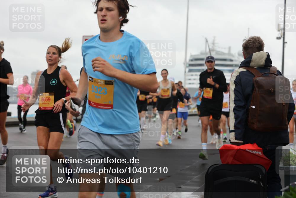 13.09.2026 - Kiel Lauf Andreas Tolksdorf http://msf.ph/oto/10401210 13.09.2026 10:59:17 Kiellinie 8659, 38, 5323 meine-sportfotos.de