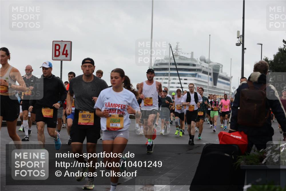 13.09.2026 - Kiel Lauf Andreas Tolksdorf http://msf.ph/oto/10401249 13.09.2026 10:59:20 Kiellinie 7780, 4, 35, 8872, 7804, 2422 meine-sportfotos.de