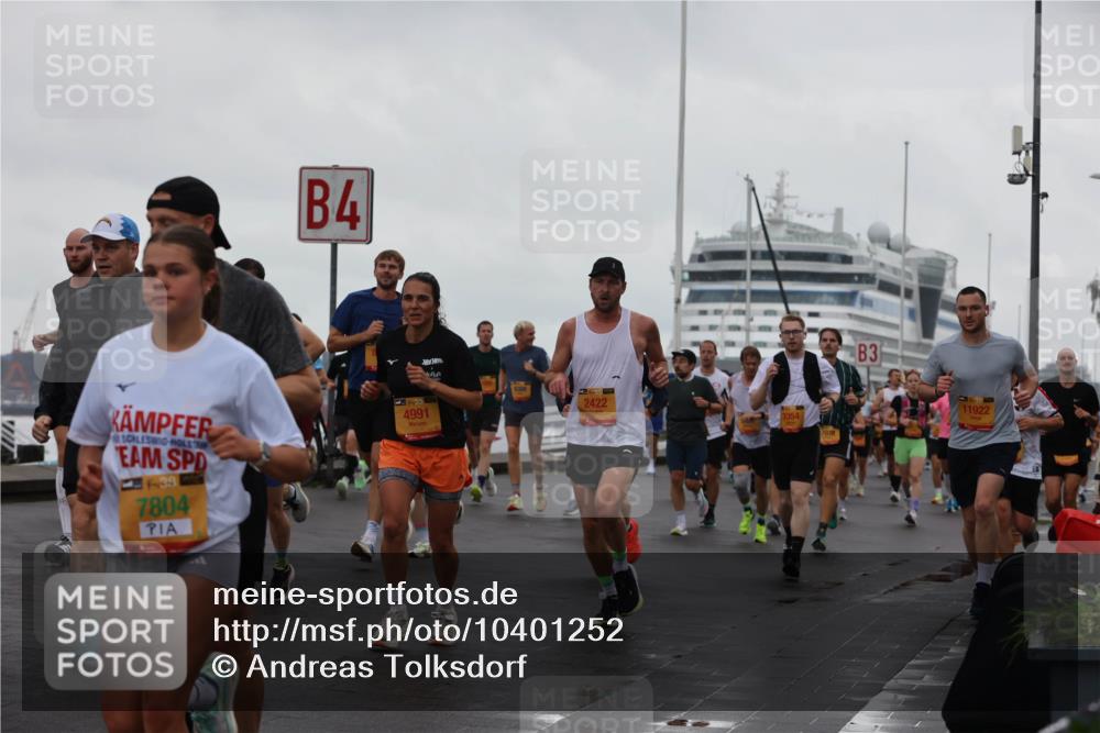 13.09.2026 - Kiel Lauf Andreas Tolksdorf http://msf.ph/oto/10401252 13.09.2026 10:59:21 Kiellinie 4, 41, 39, 7804, 4991, 39, 2422, 3354, 3, 11922 meine-sportfotos.de