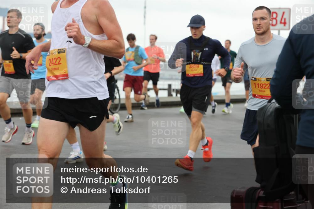13.09.2026 - Kiel Lauf Andreas Tolksdorf http://msf.ph/oto/10401265 13.09.2026 10:59:24 Kiellinie 4, 38, 2422, 3859, 38, 11922, 84 meine-sportfotos.de