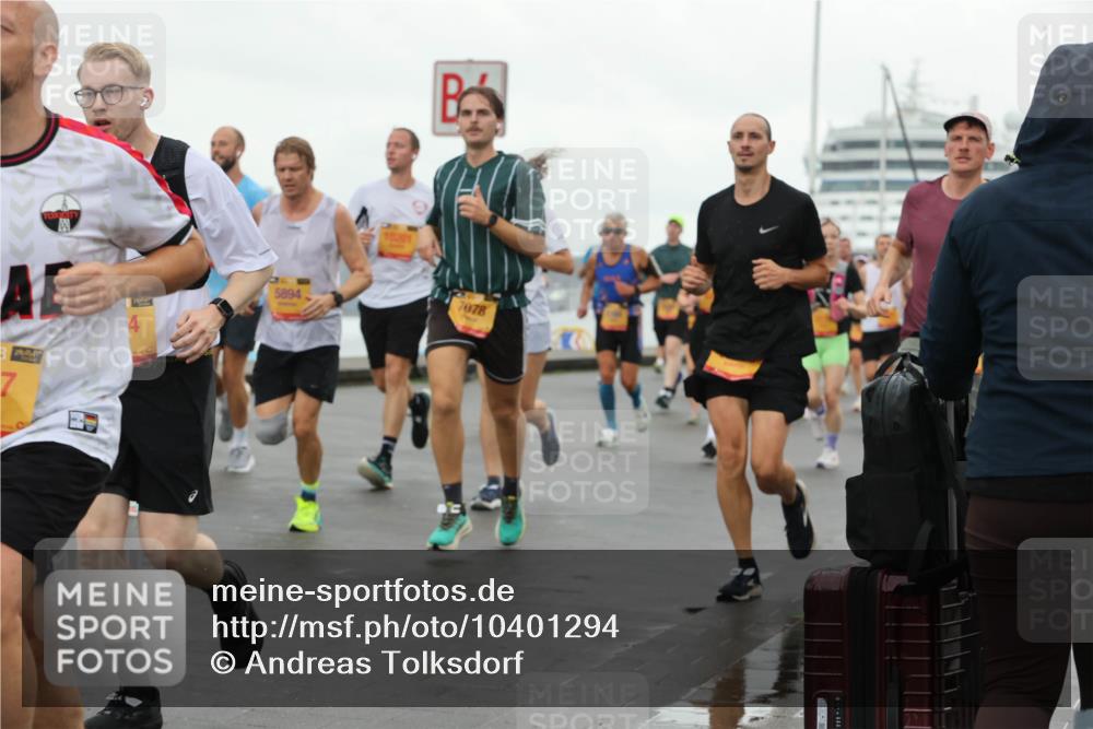 13.09.2026 - Kiel Lauf Andreas Tolksdorf http://msf.ph/oto/10401294 13.09.2026 10:59:25 Kiellinie 5894, 7078 meine-sportfotos.de