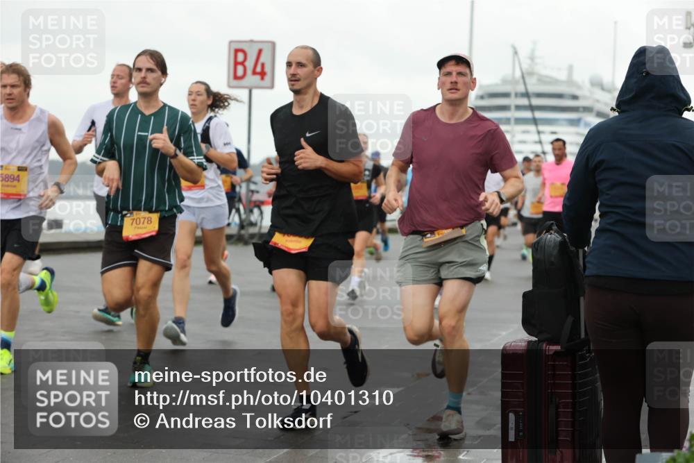 13.09.2026 - Kiel Lauf Andreas Tolksdorf http://msf.ph/oto/10401310 13.09.2026 10:59:26 Kiellinie 5894, 7078, 4 meine-sportfotos.de