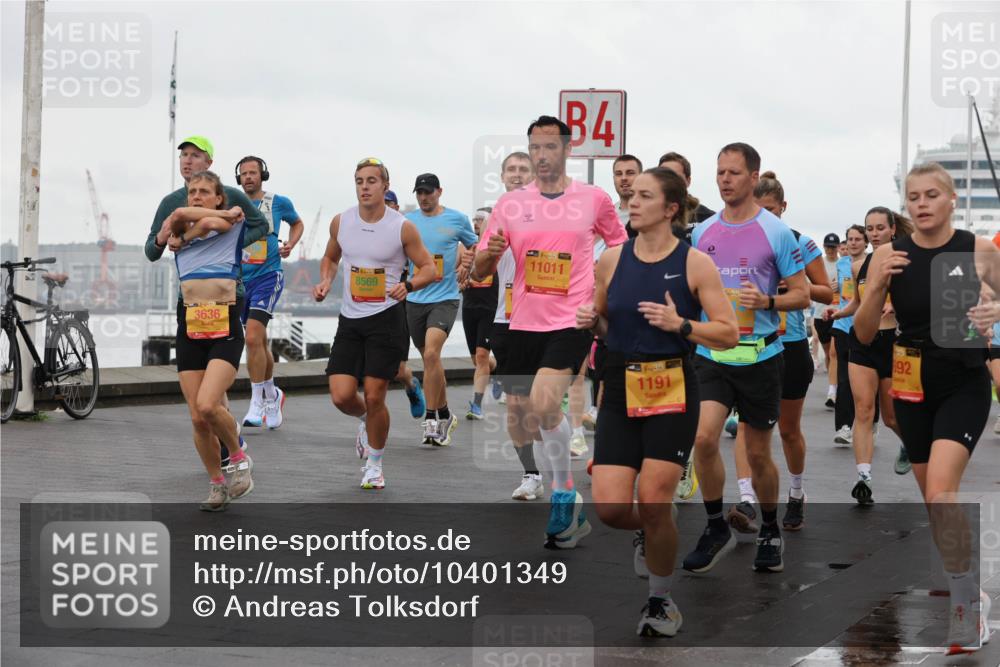 13.09.2026 - Kiel Lauf Andreas Tolksdorf http://msf.ph/oto/10401349 13.09.2026 10:59:30 Kiellinie 3636, 8569, 4, 11011, 38, 39, 1191, 692 meine-sportfotos.de