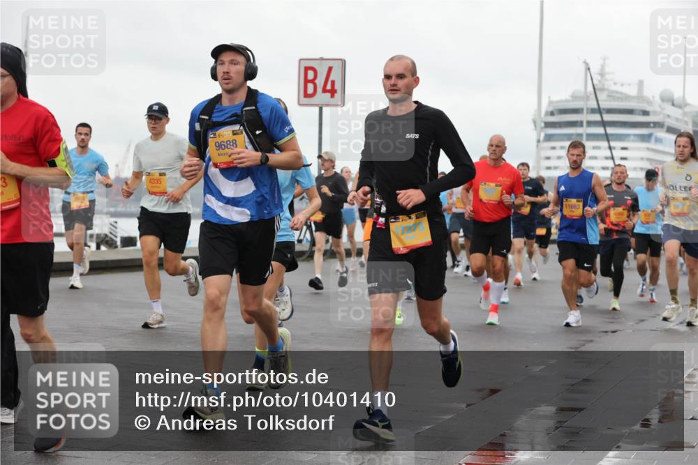 13.09.2026 - Kiel Lauf Andreas Tolksdorf http://msf.ph/oto/10401410 13.09.2026 10:59:34 Kiellinie 4335, 38, 9688, 4, 11663 meine-sportfotos.de