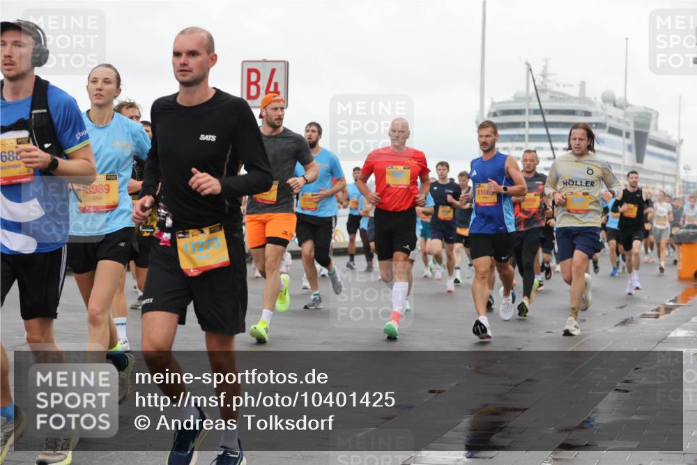 13.09.2026 - Kiel Lauf Andreas Tolksdorf http://msf.ph/oto/10401425 13.09.2026 10:59:35 Kiellinie 38, 688, 38, 3989, 4, 11665, 4066 meine-sportfotos.de