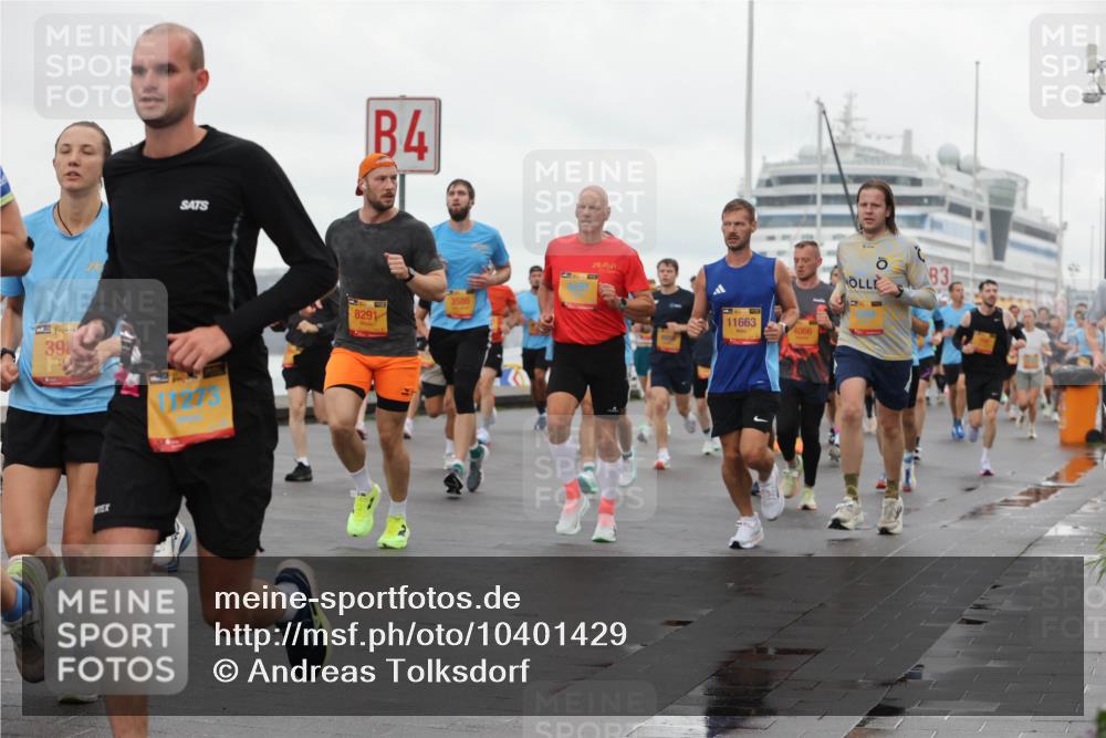 13.09.2026 - Kiel Lauf Andreas Tolksdorf http://msf.ph/oto/10401429 13.09.2026 10:59:35 Kiellinie 39, 38, 4, 8291, 3586, 11663, 4066 meine-sportfotos.de
