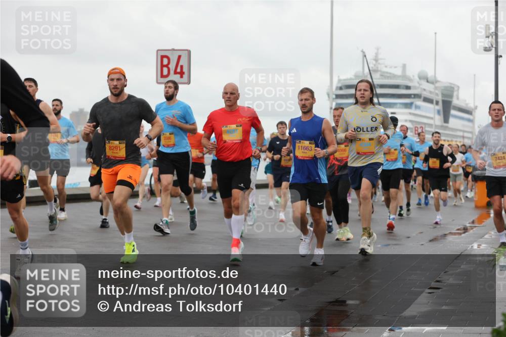 13.09.2026 - Kiel Lauf Andreas Tolksdorf http://msf.ph/oto/10401440 13.09.2026 10:59:35 Kiellinie 4, 38, 8291, 3586, 11663, 4066, 7424 meine-sportfotos.de