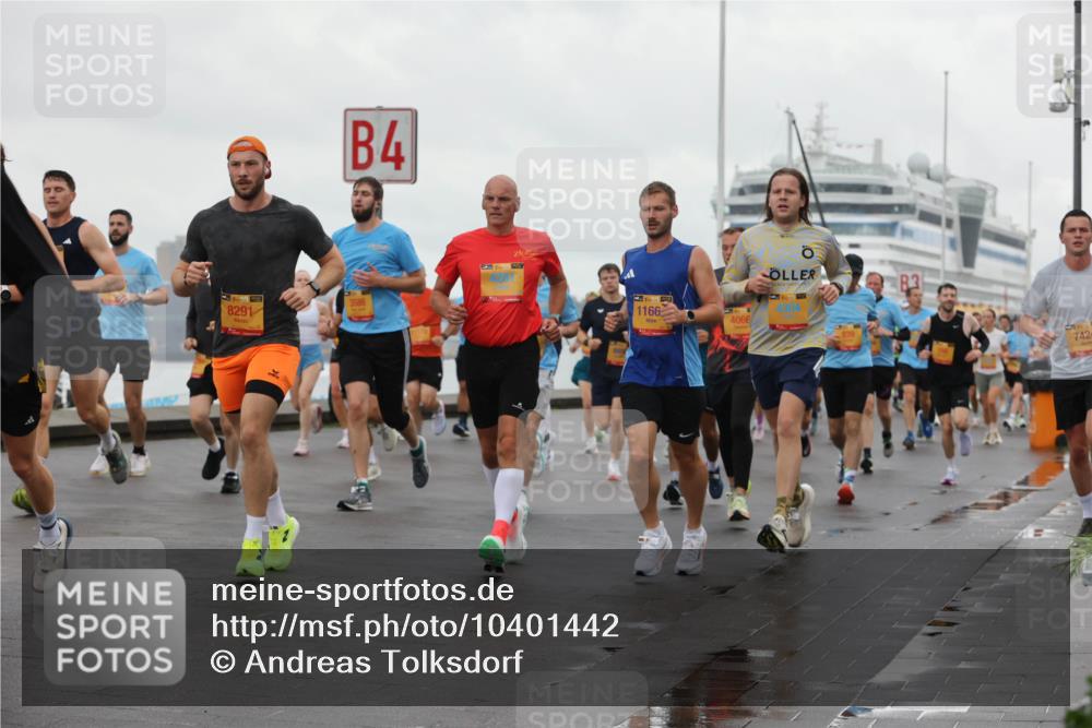 13.09.2026 - Kiel Lauf Andreas Tolksdorf http://msf.ph/oto/10401442 13.09.2026 10:59:35 Kiellinie 1, 38, 8291, 4, 1166, 4066, 7424 meine-sportfotos.de