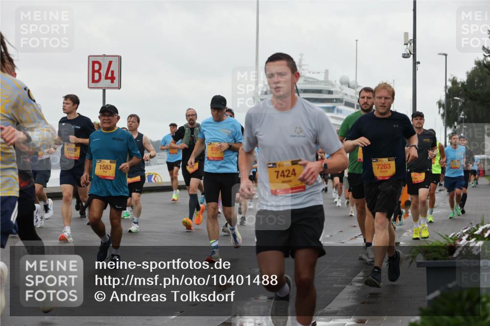 13.09.2026 - Kiel Lauf Andreas Tolksdorf http://msf.ph/oto/10401488 13.09.2026 10:59:38 Kiellinie 4, 6915, 1583, 839, 1939, 7424, 39, 7263, 9631 meine-sportfotos.de