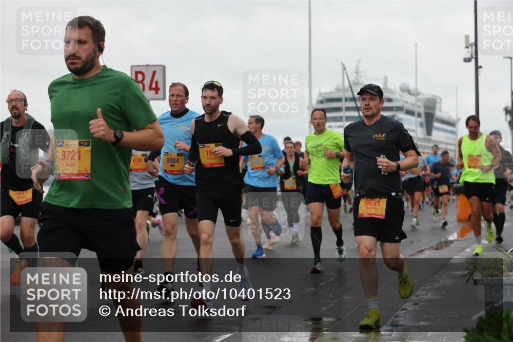 13.09.2026 - Kiel Lauf Andreas Tolksdorf http://msf.ph/oto/10401523 13.09.2026 10:59:40 Kiellinie 3457, 4, 38, 3721, 4, 630, 9884, 16, 9631, 10416 meine-sportfotos.de
