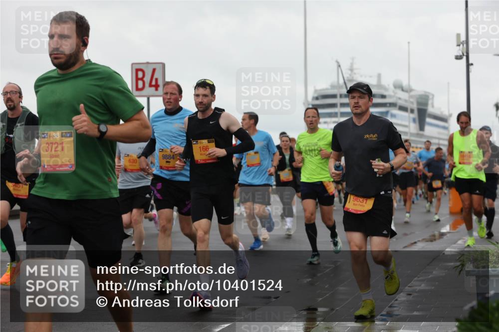 13.09.2026 - Kiel Lauf Andreas Tolksdorf http://msf.ph/oto/10401524 13.09.2026 10:59:40 Kiellinie 3451, 4, 38, 3721, 630, 9884, 11, 166, 9631, 10416 meine-sportfotos.de