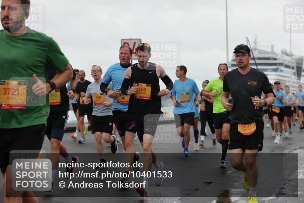 13.09.2026 - Kiel Lauf Andreas Tolksdorf http://msf.ph/oto/10401533 13.09.2026 10:59:41 Kiellinie 71, 38, 3721, 166, 395, 980, 630, 9631 meine-sportfotos.de