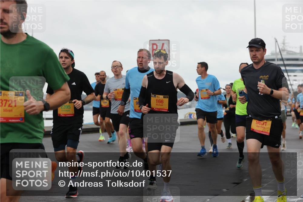 13.09.2026 - Kiel Lauf Andreas Tolksdorf http://msf.ph/oto/10401537 13.09.2026 10:59:41 Kiellinie 39, 3721, 2395, 630, 98, 1, 38, 166, 9631 meine-sportfotos.de