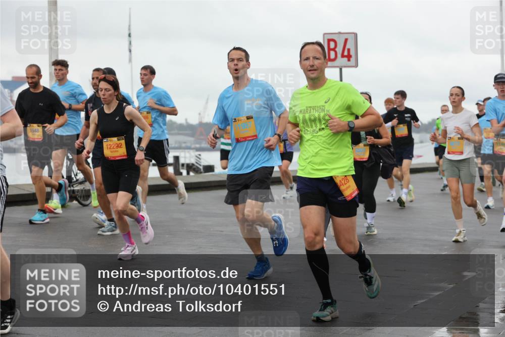 13.09.2026 - Kiel Lauf Andreas Tolksdorf http://msf.ph/oto/10401551 13.09.2026 10:59:43 Kiellinie 1548, 1, 39, 12292, 38, 1957, 42, 195, 4, 8428 meine-sportfotos.de