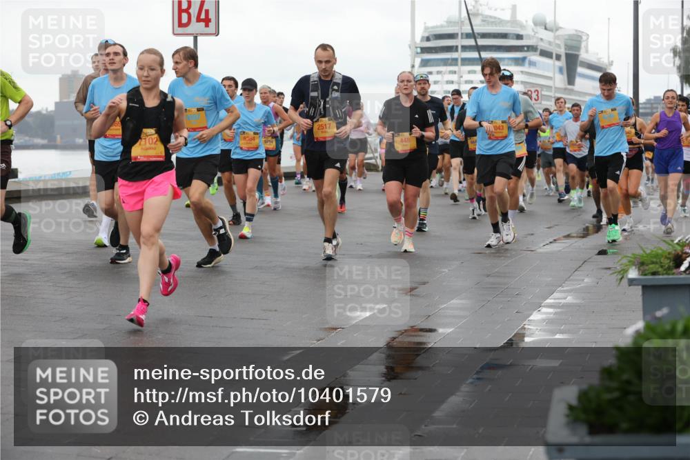 13.09.2026 - Kiel Lauf Andreas Tolksdorf http://msf.ph/oto/10401579 13.09.2026 10:59:54 Kiellinie 39, 02, 4, 1597, 5364, 9754, 2517, 448, 043, 3 meine-sportfotos.de