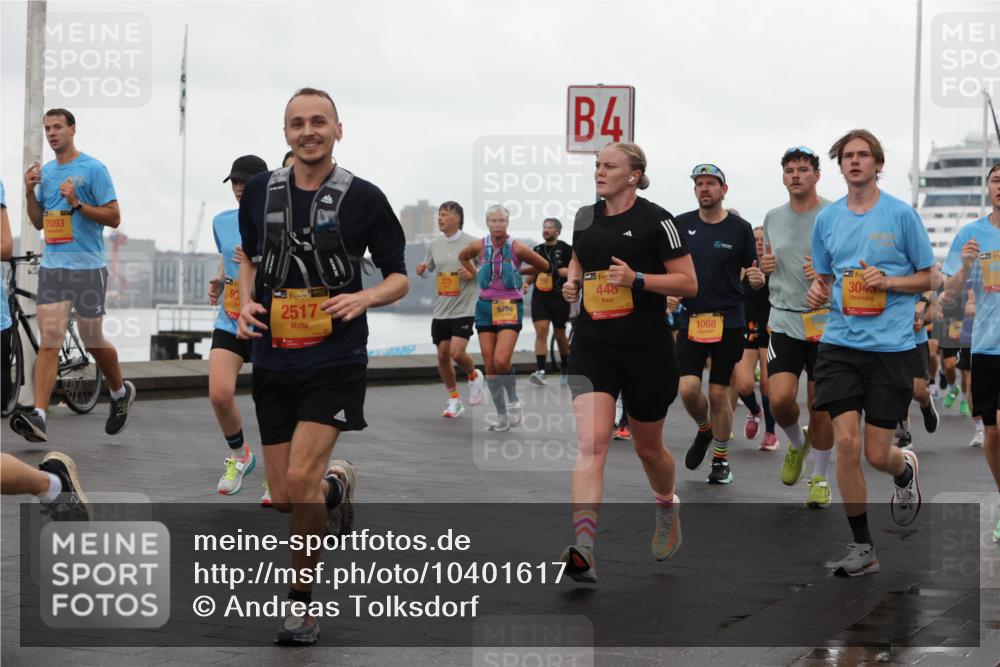 13.09.2026 - Kiel Lauf Andreas Tolksdorf http://msf.ph/oto/10401617 13.09.2026 10:59:56 Kiellinie 7093, 39, 2517, 4, 448, 9754, 1068, 304 meine-sportfotos.de