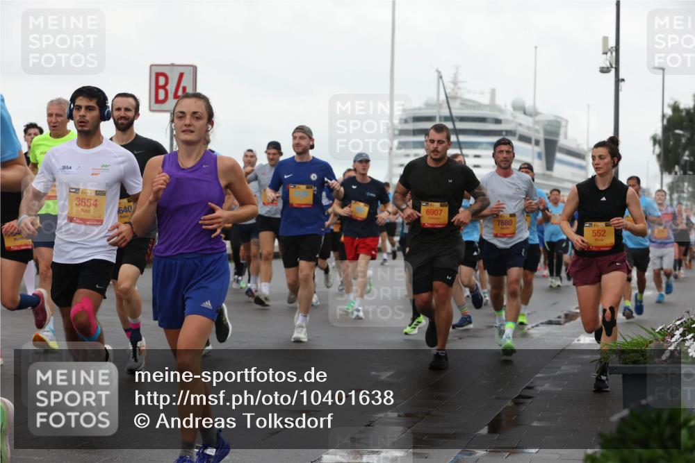 13.09.2026 - Kiel Lauf Andreas Tolksdorf http://msf.ph/oto/10401638 13.09.2026 10:59:59 Kiellinie 3654, 4, 38, 3654, 640, 4, 6907, 7680, 552 meine-sportfotos.de