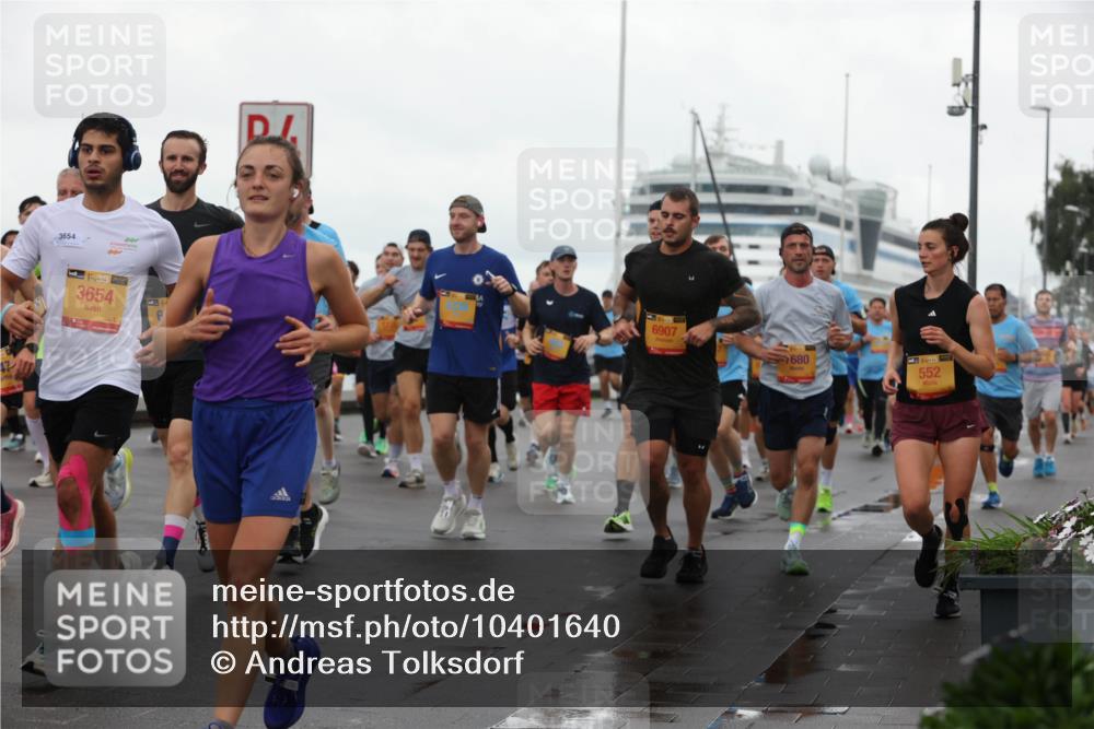 13.09.2026 - Kiel Lauf Andreas Tolksdorf http://msf.ph/oto/10401640 13.09.2026 10:59:59 Kiellinie 3654, 1, 48, 3654, 6907, 680, 39, 552 meine-sportfotos.de